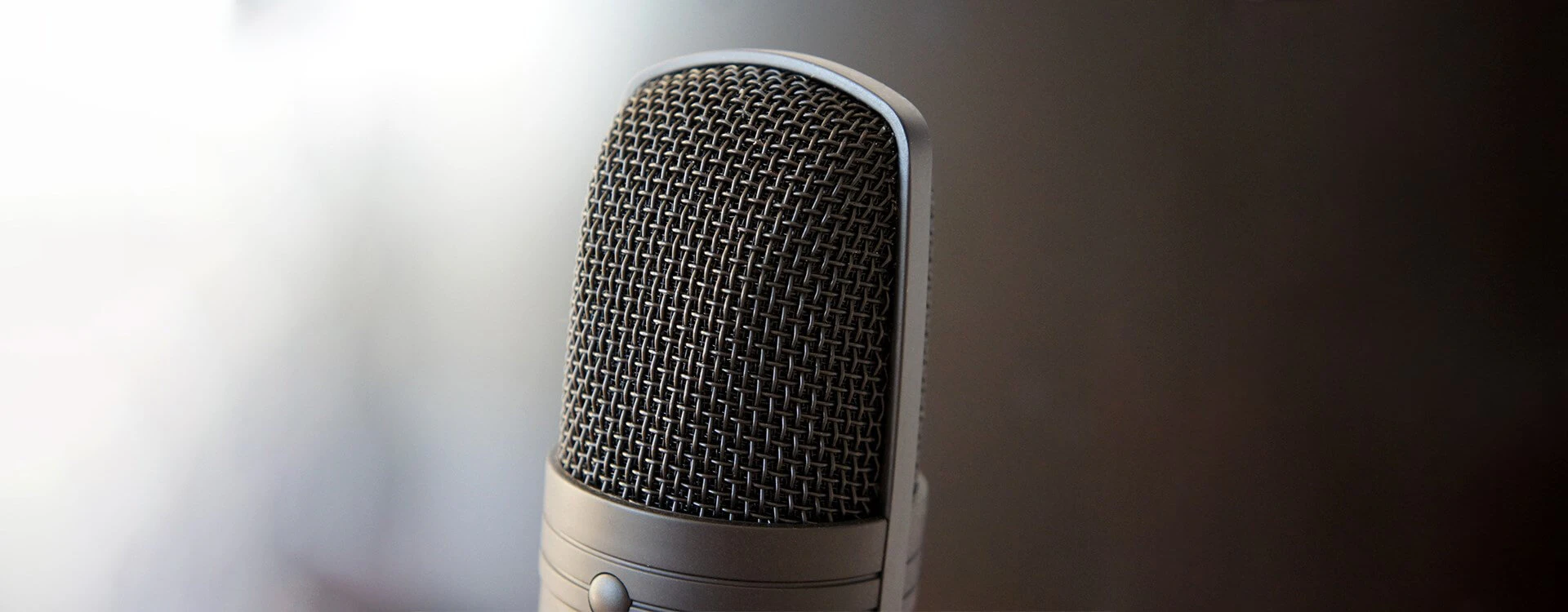 Best Microphones for Vloggers and Podcasts