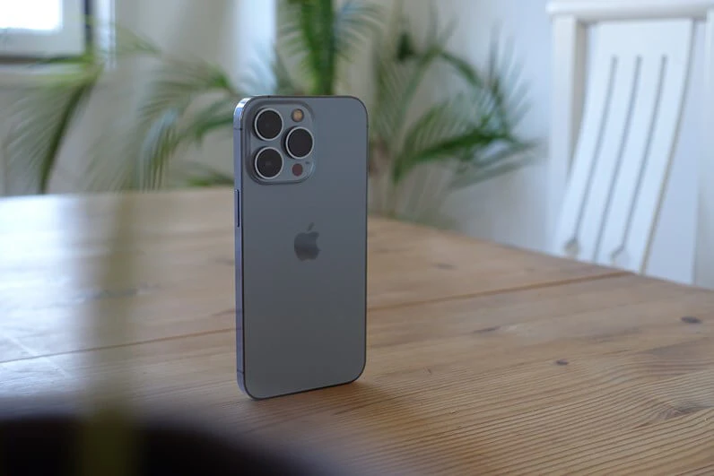 best phone camera iphone 13 pro