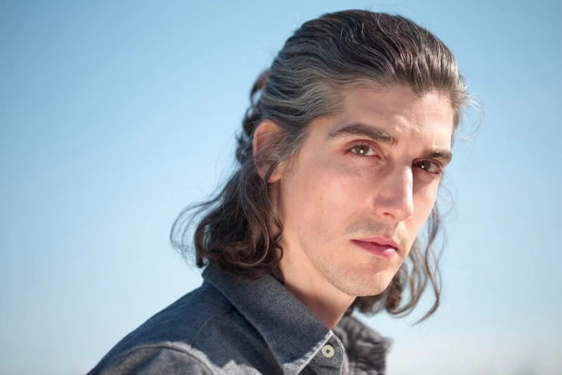 actor nick delvalle with bounce lighting